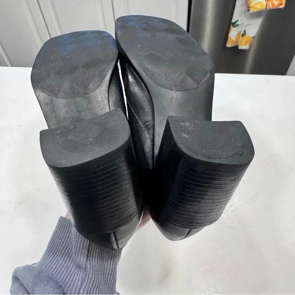 Aeropostale Gillian’s Women’s Black Leather Slip On Loafers Square Toe Size 7.5 - Picture 8 of 10